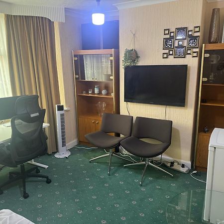 Room Canvey Island Exteriör bild